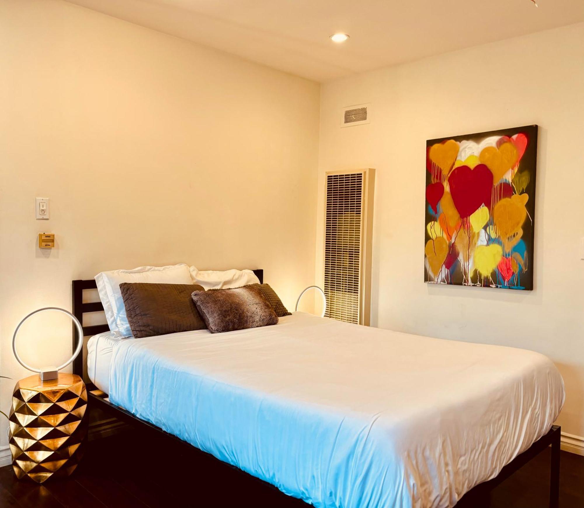Centrally Located 2 Bed Ucla Apartment لوس أنجلوس المظهر الخارجي الصورة